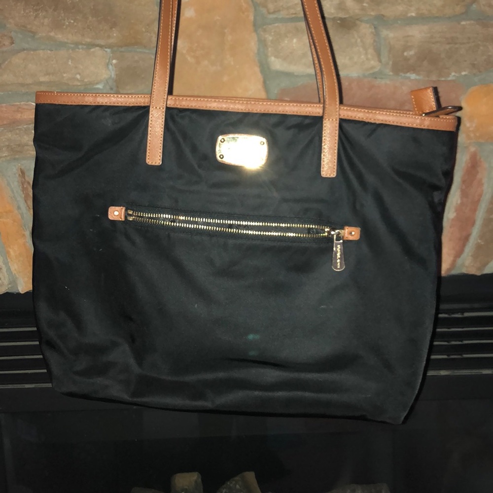 Michael kors tote